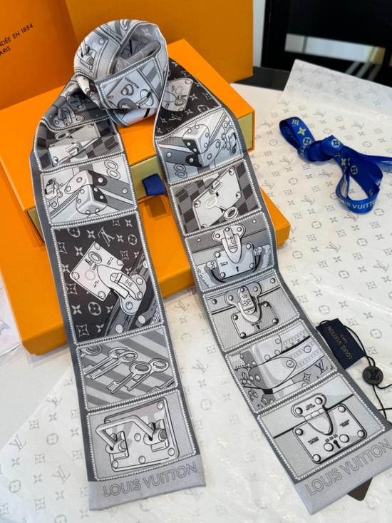 Accessories - 🖤 Louis. Vuitton. luggage Lock Letter Monogram Silk Scarf